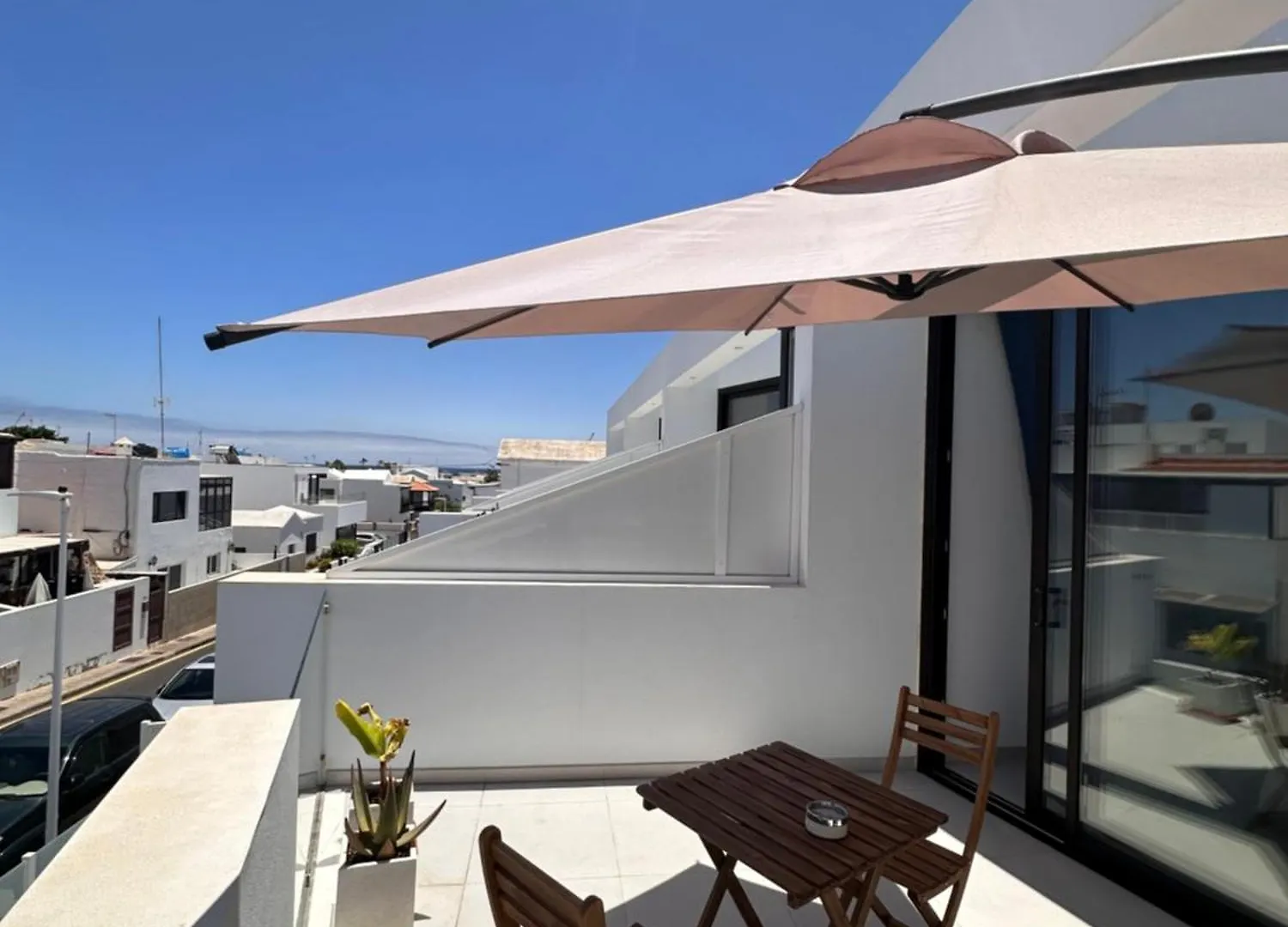 Papa Tote Deluxe Hostel Playa Honda  0*, Playa Honda (Lanzarote)